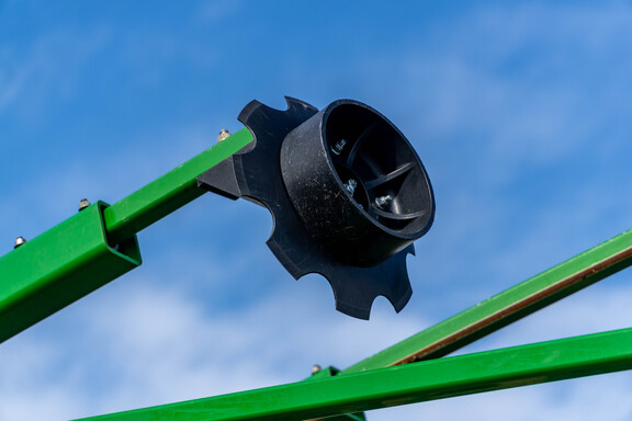 Used 2017 John Deere 1795 Planters: Drawn at Koenig Equipment in Anna, OH - Photo24