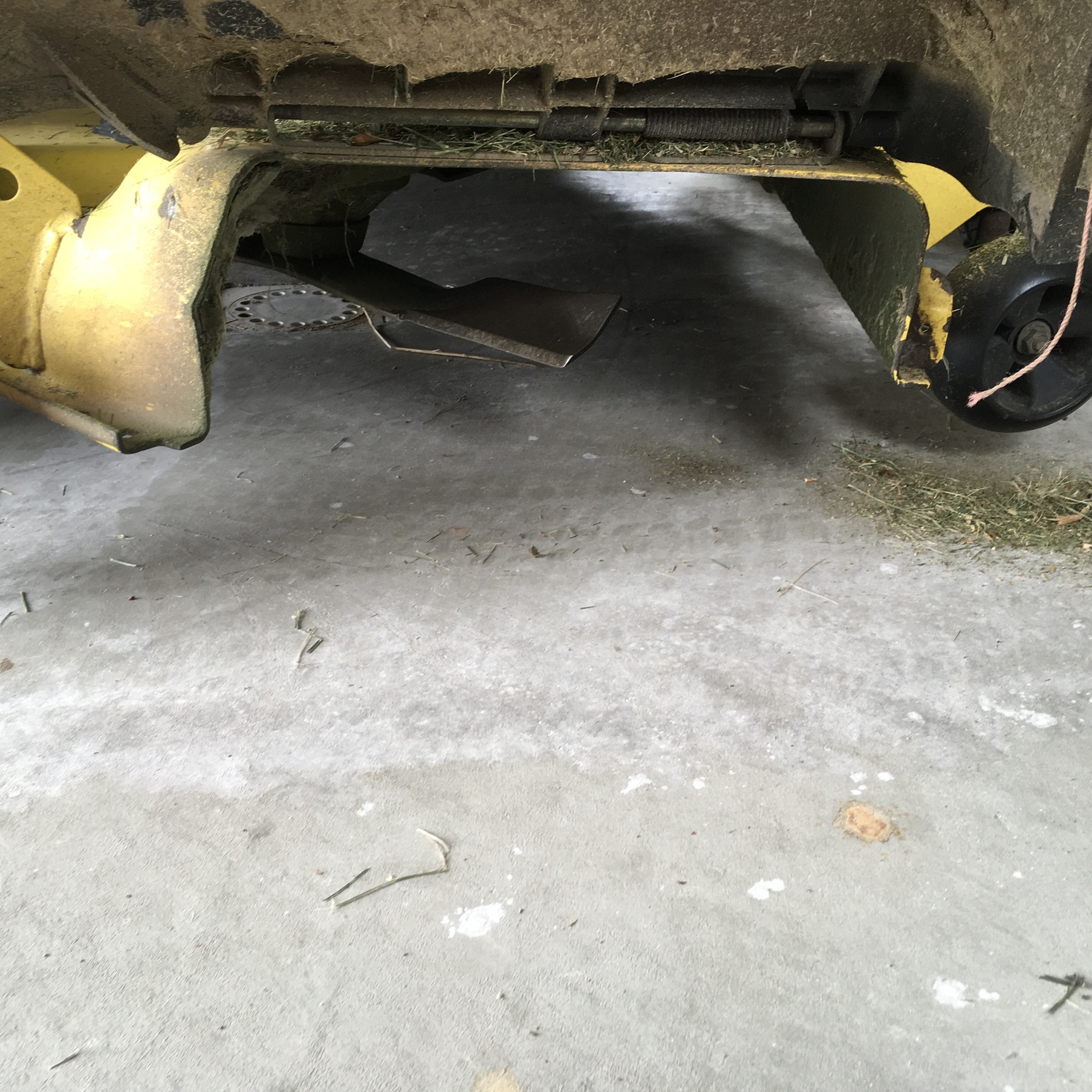 2012 John Deere X500 Image 14