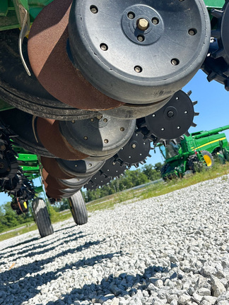 2017 John-Deere 1775NT