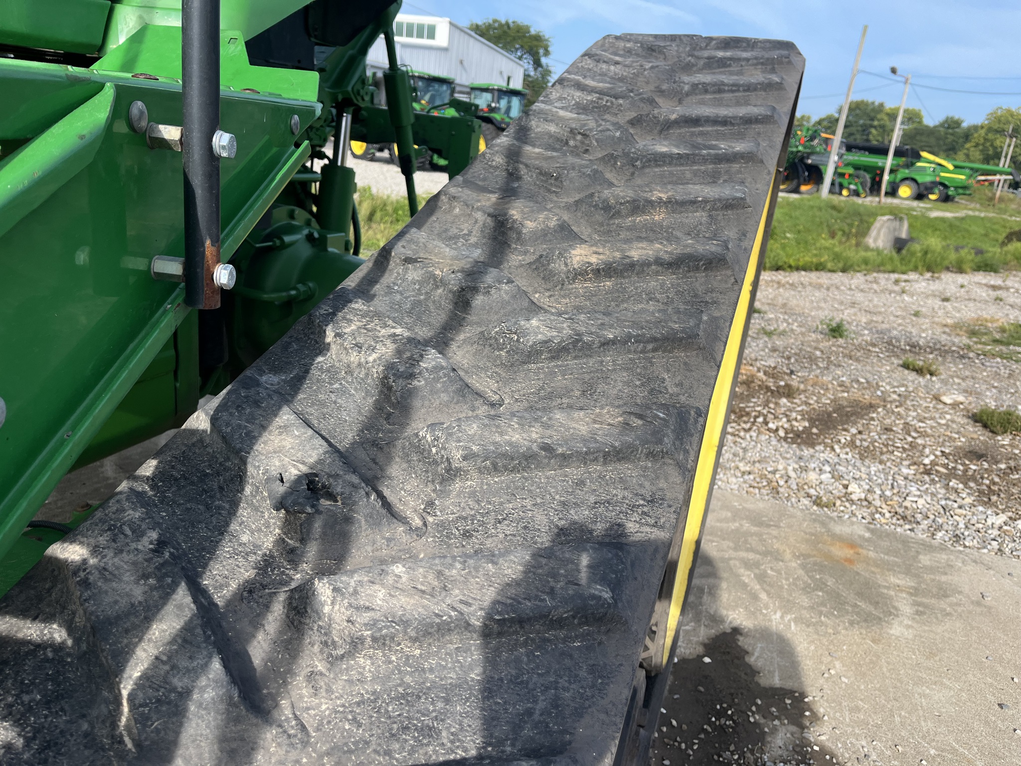 2005 John Deere 8420T Image 13
