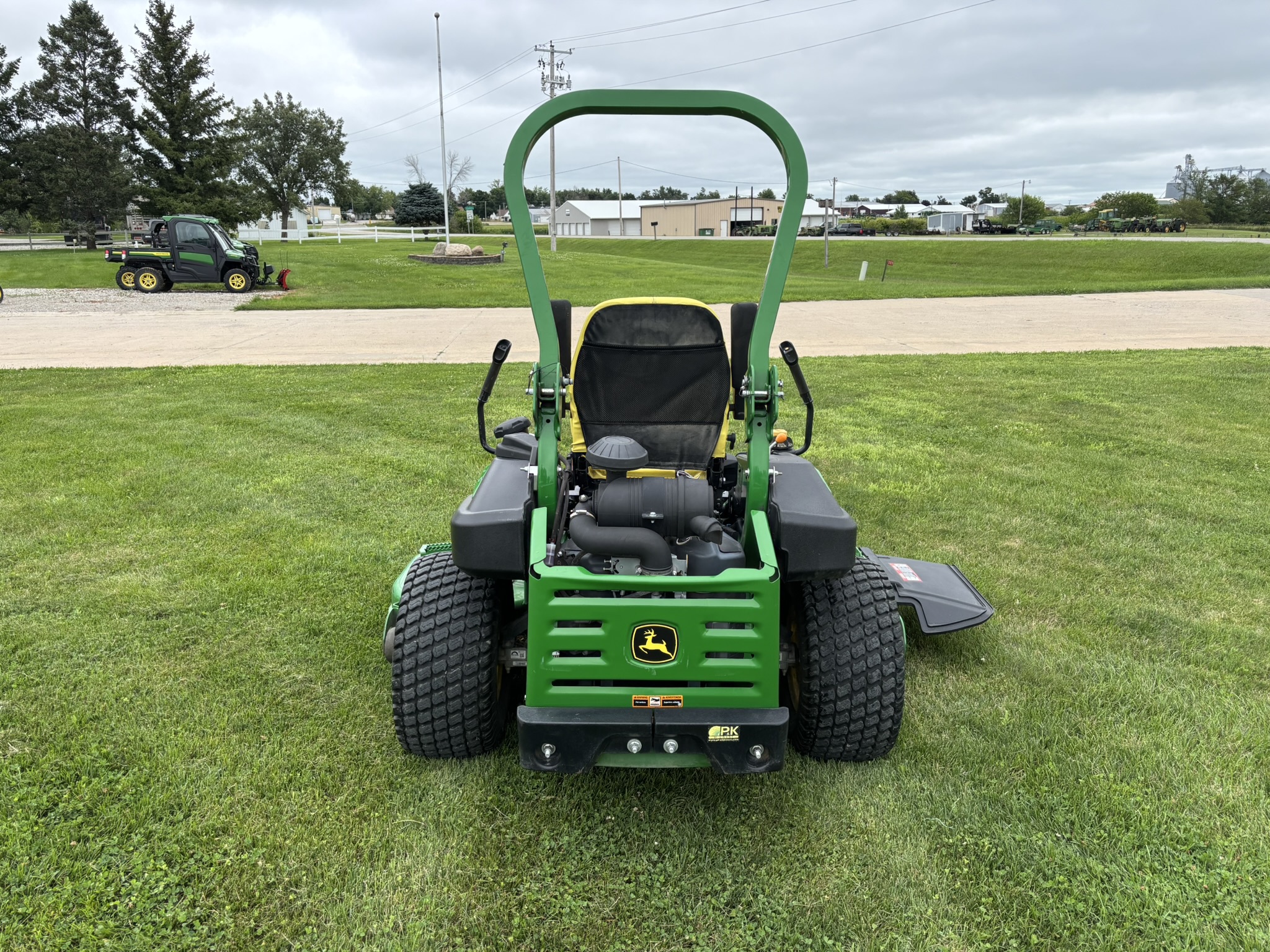 2020 John Deere Z970R Image 4