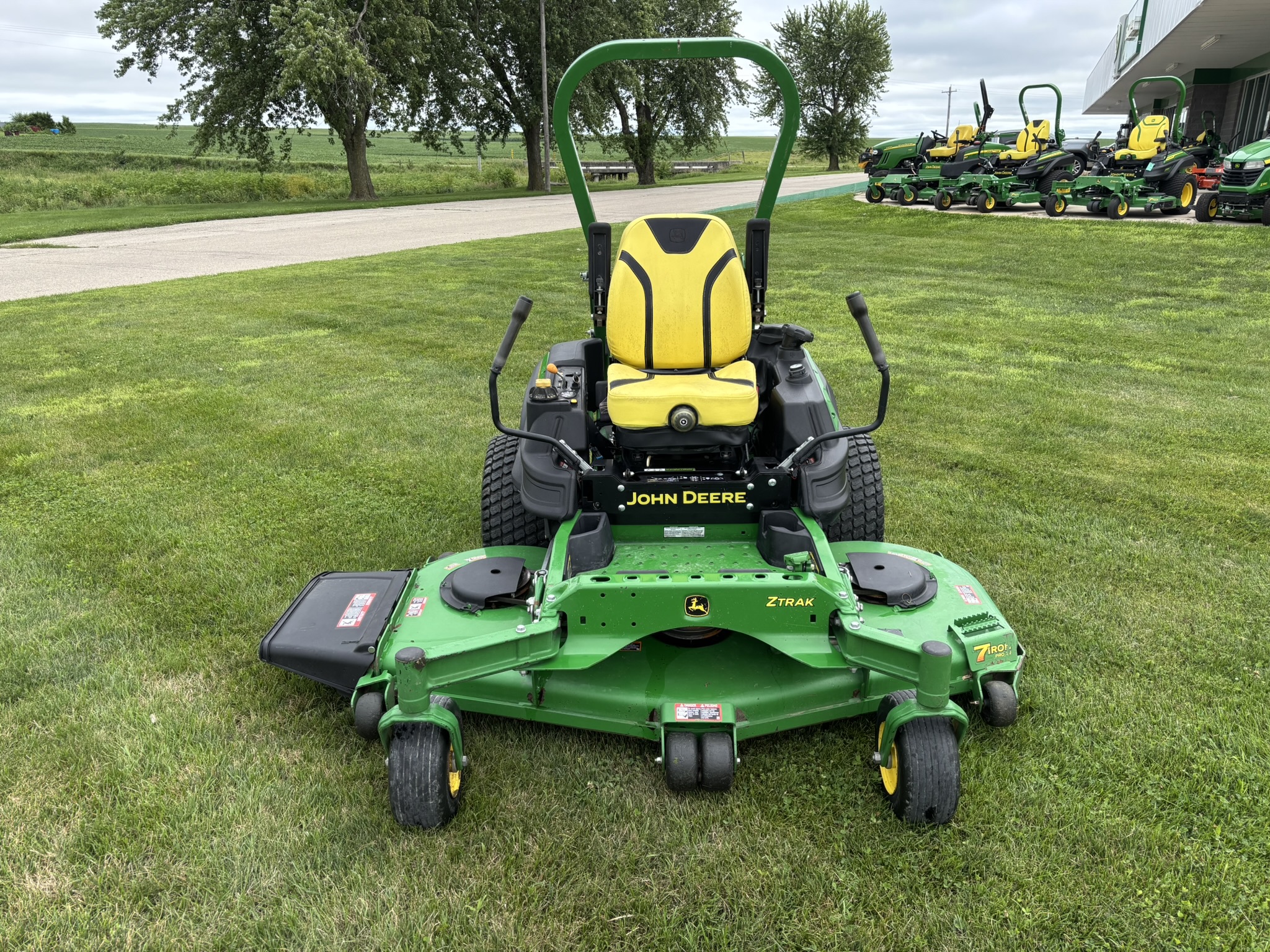 2020 John Deere Z970R Image 6