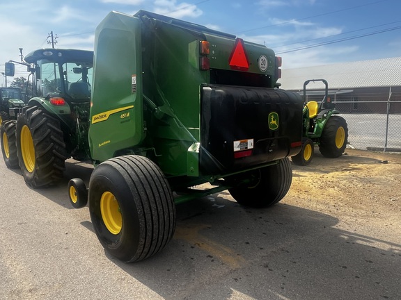 2024 John Deere 451M Photo 4