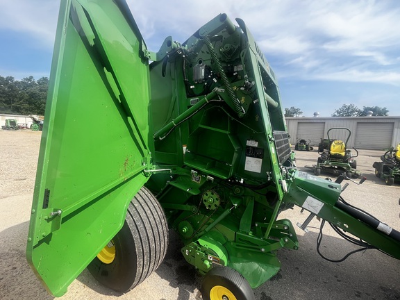 2024 John Deere 451M Photo 9
