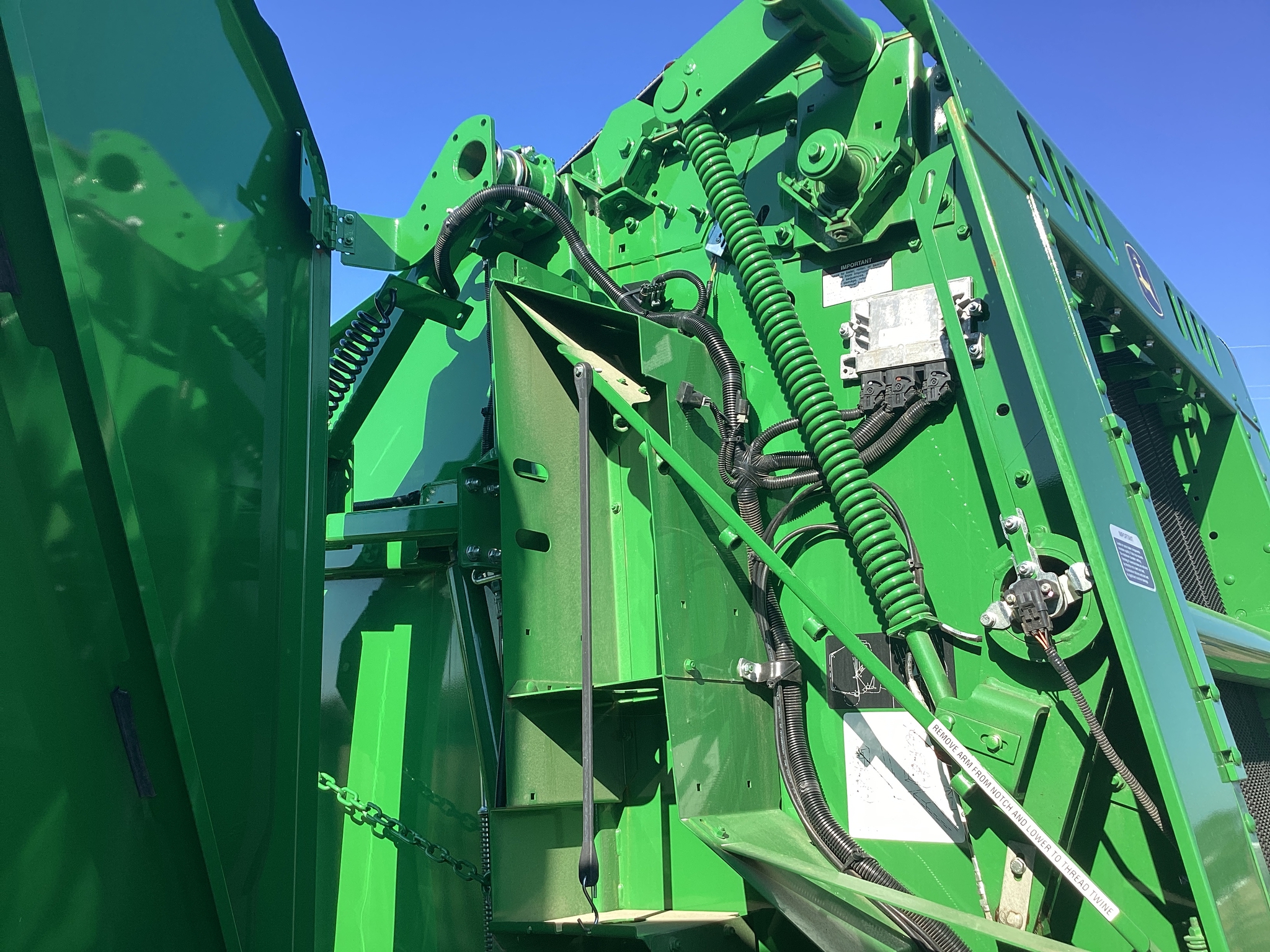 2024 John Deere 460R Image 9