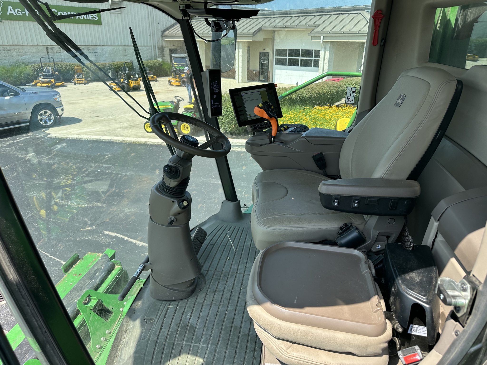2024 John Deere S790 Image 6
