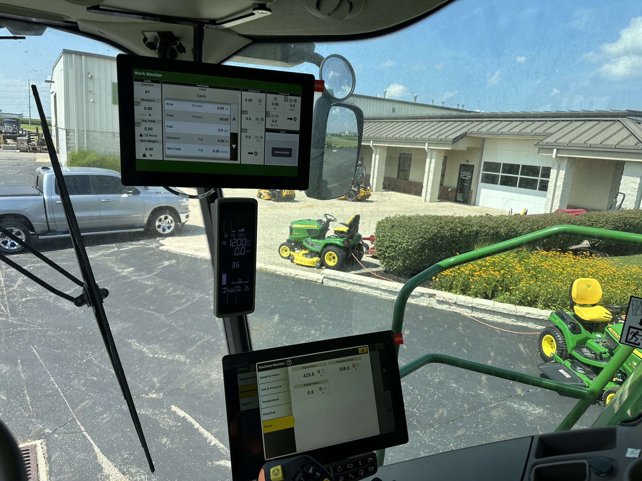 2024 John Deere S790 Image 4