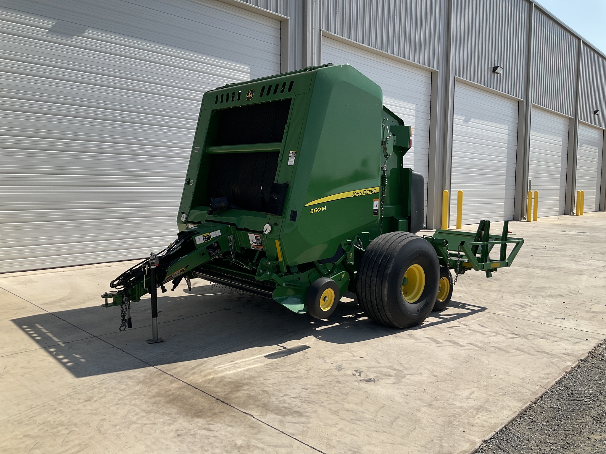 2022 John Deere 560M Image 2