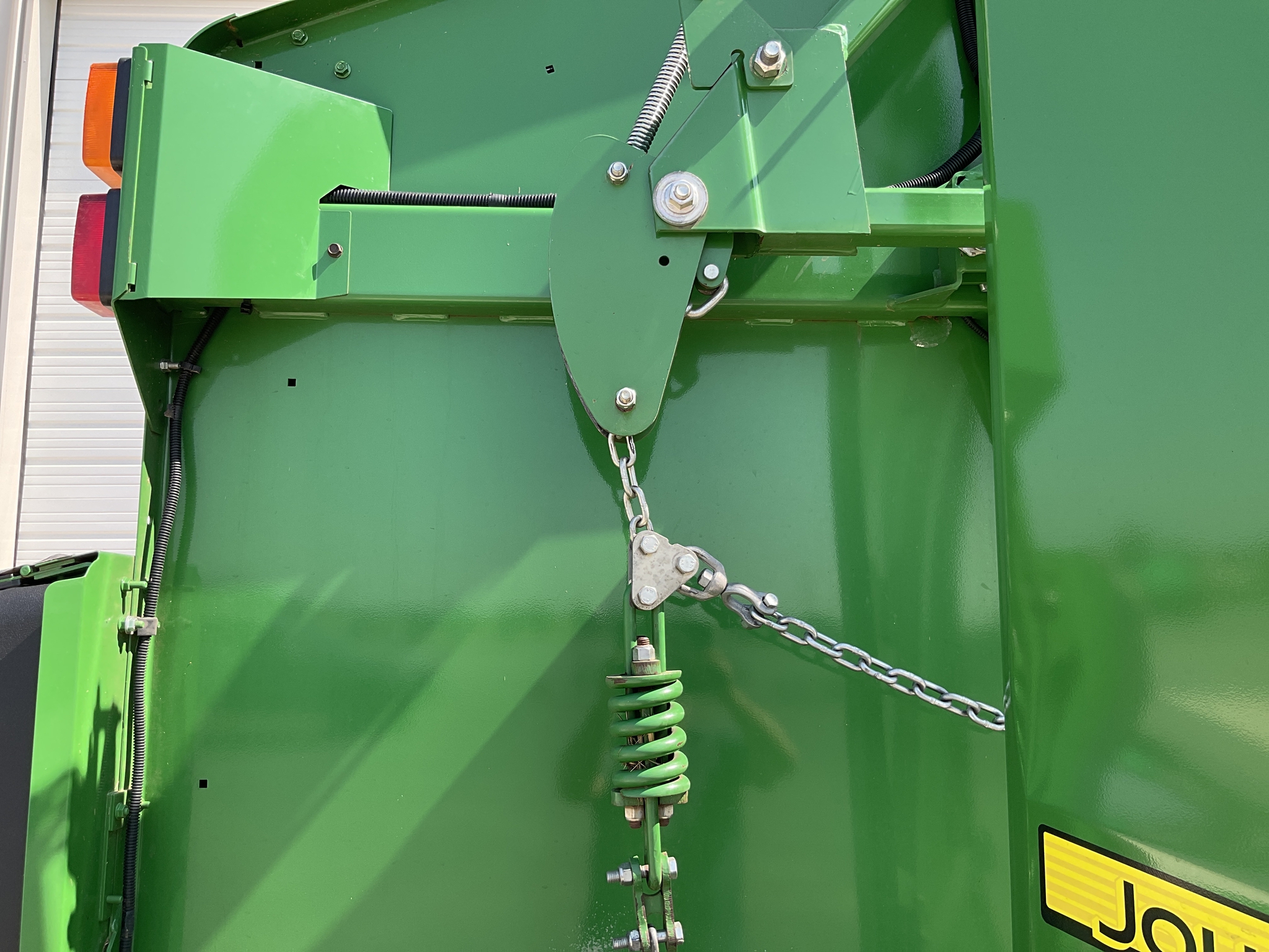 2022 John Deere 560M Image 21