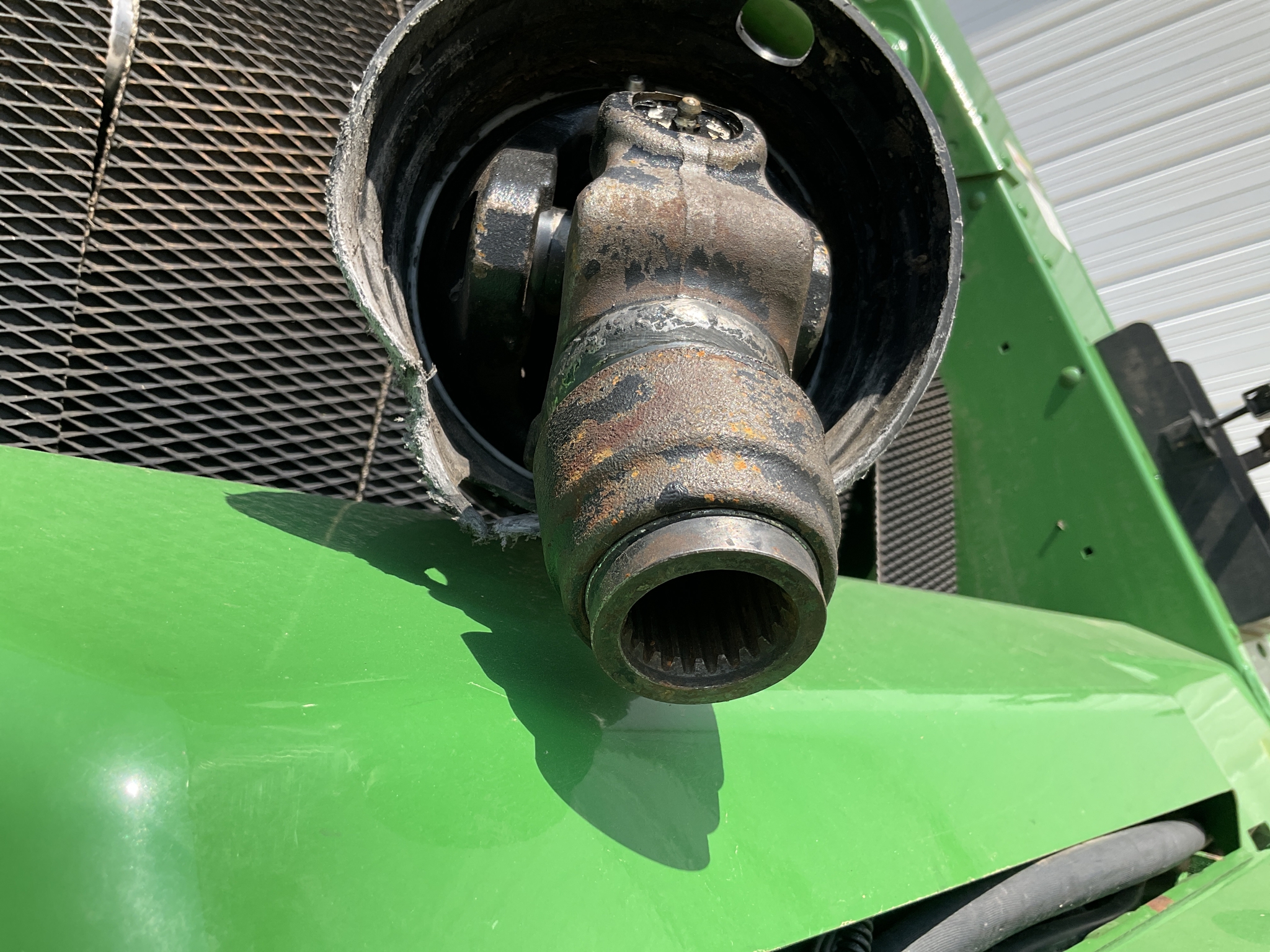 2022 John Deere 560M Image 23