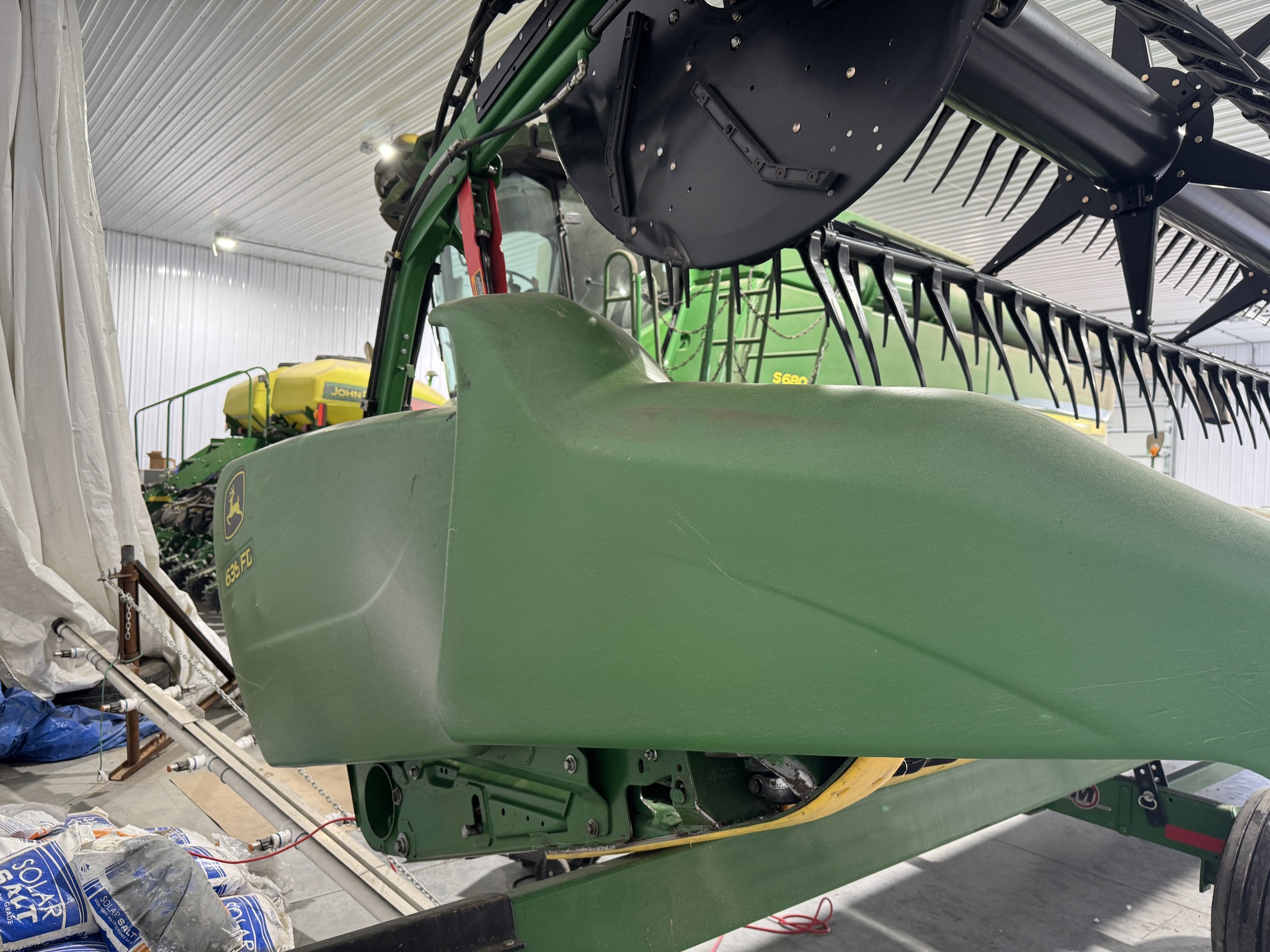 2017 John Deere 635FD Image 18