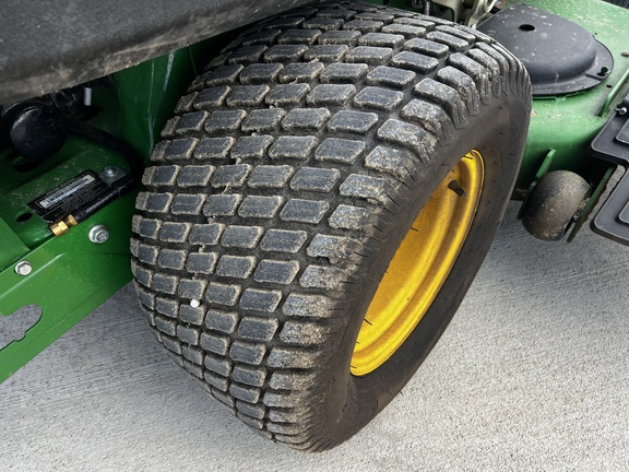 2016 John Deere Z930M - Photo12
