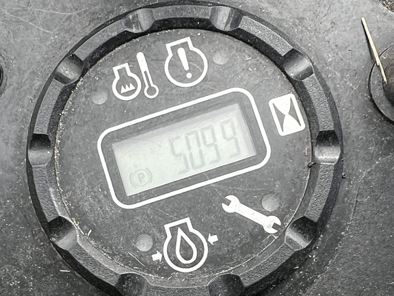 2016 John Deere Z930M - Photo18