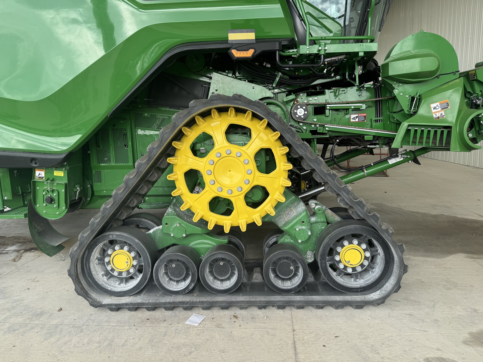  2025 John Deere X9 1000 at Heritage Tractor in Pittsburg, KS