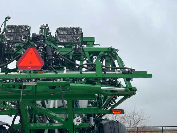 2025 John-Deere 612R