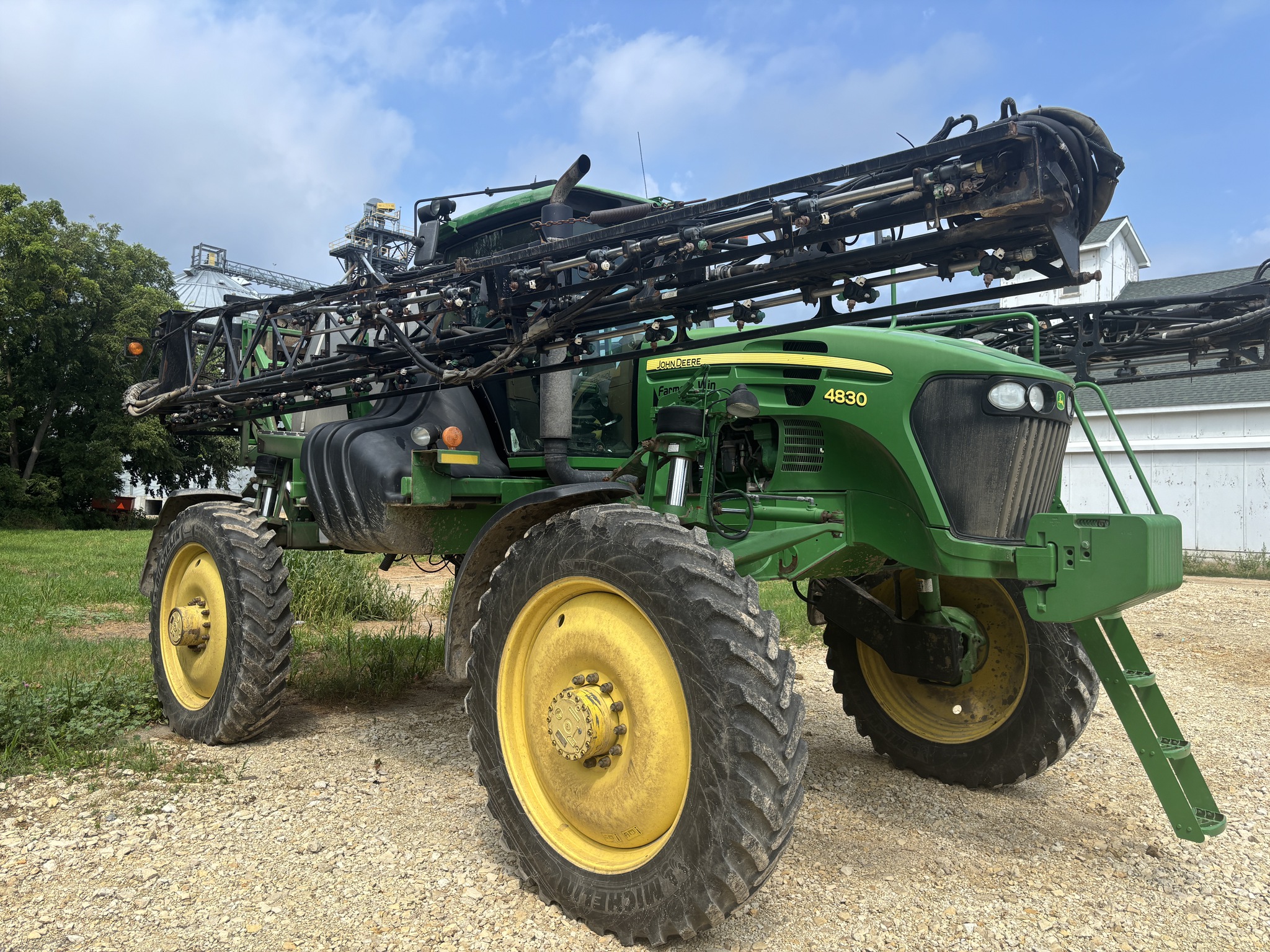 2013 John Deere 4830 Image 1