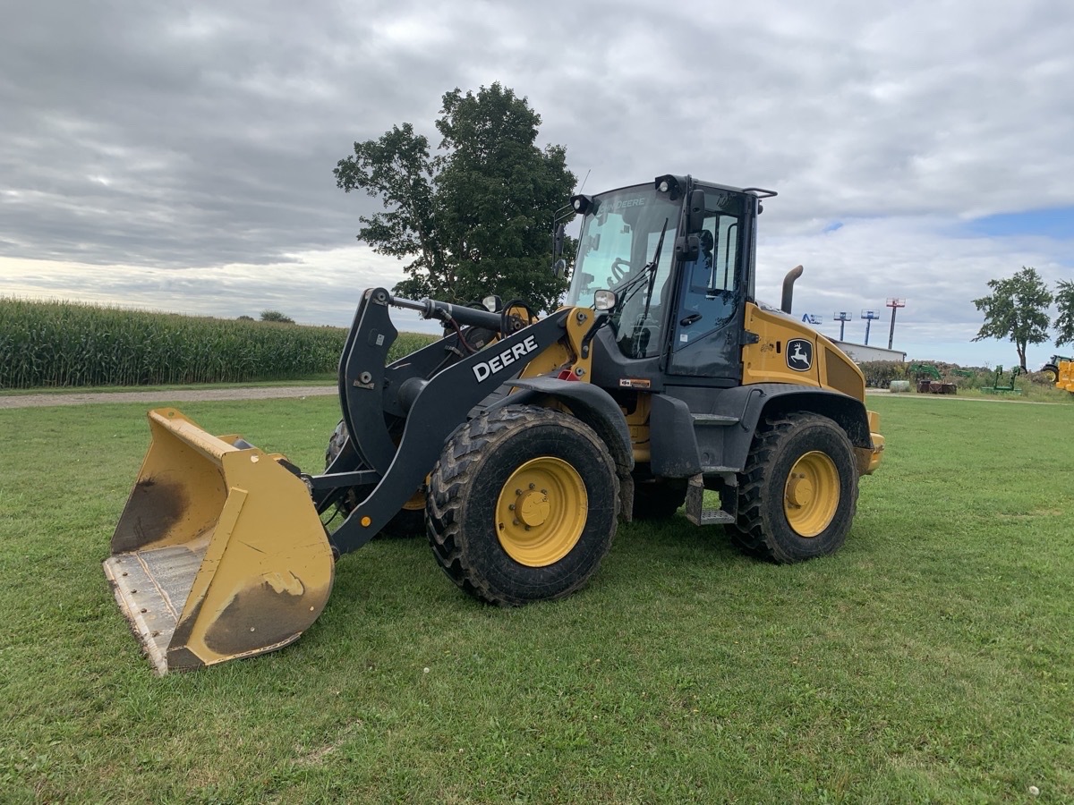 2021 John Deere 344L Image 1
