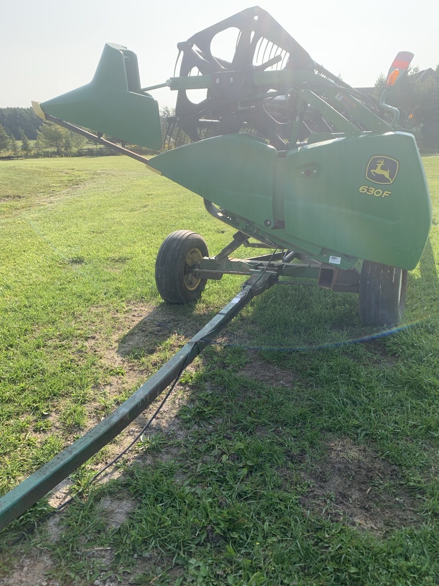 2011 John Deere 630F Image 1