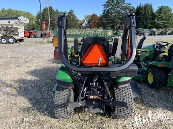 Photo of 2016 John Deere 1025R