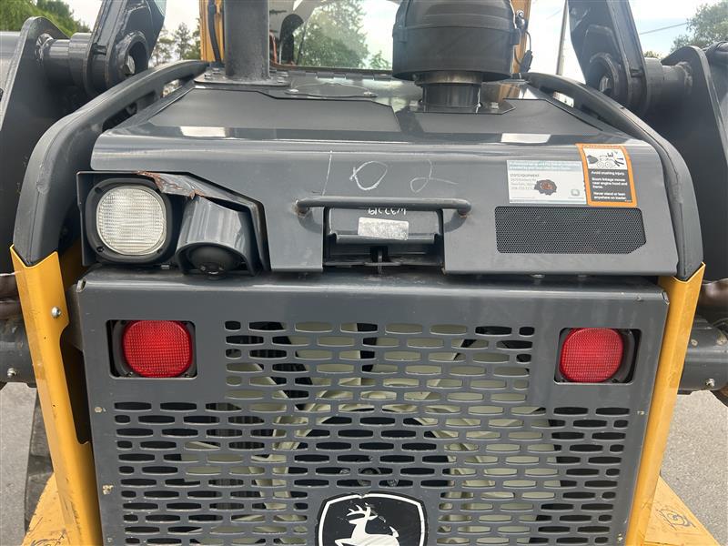 2023 John Deere 325G Image 13