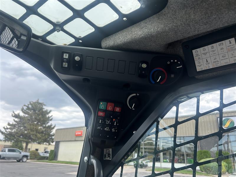 2023 John Deere 325G Image 16