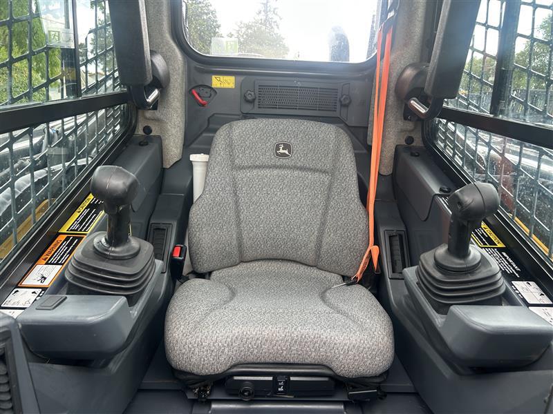 2023 John Deere 325G Image 20