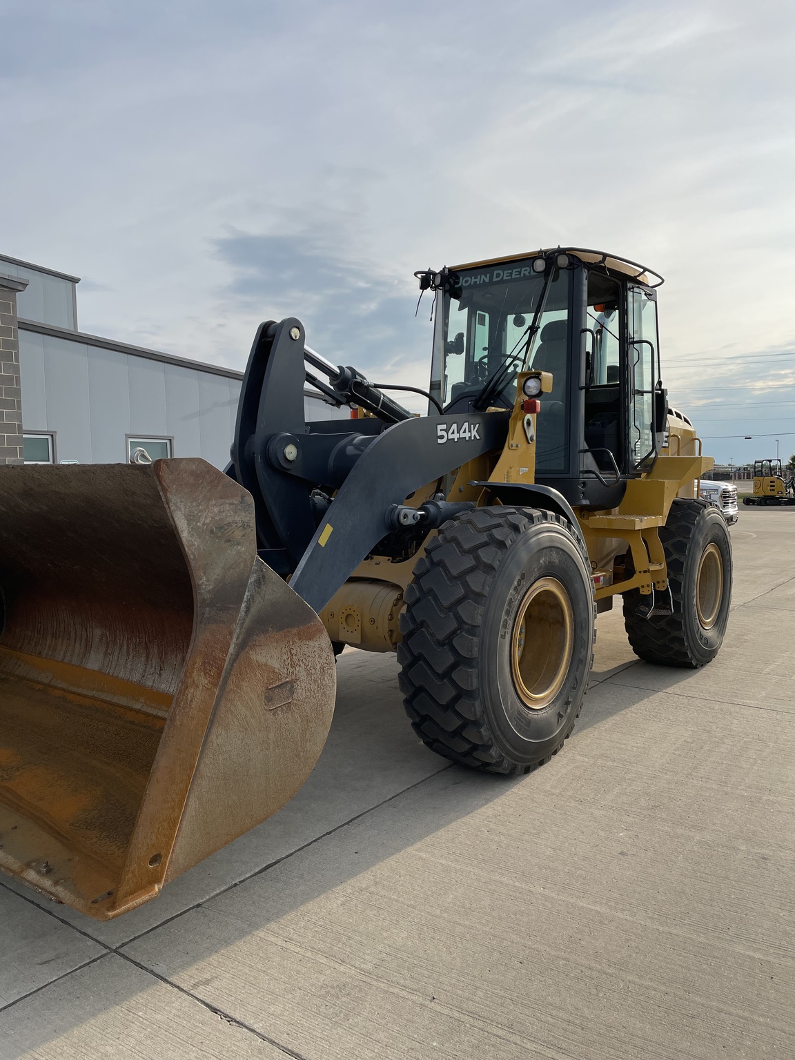 2014 John Deere 544K Image 4