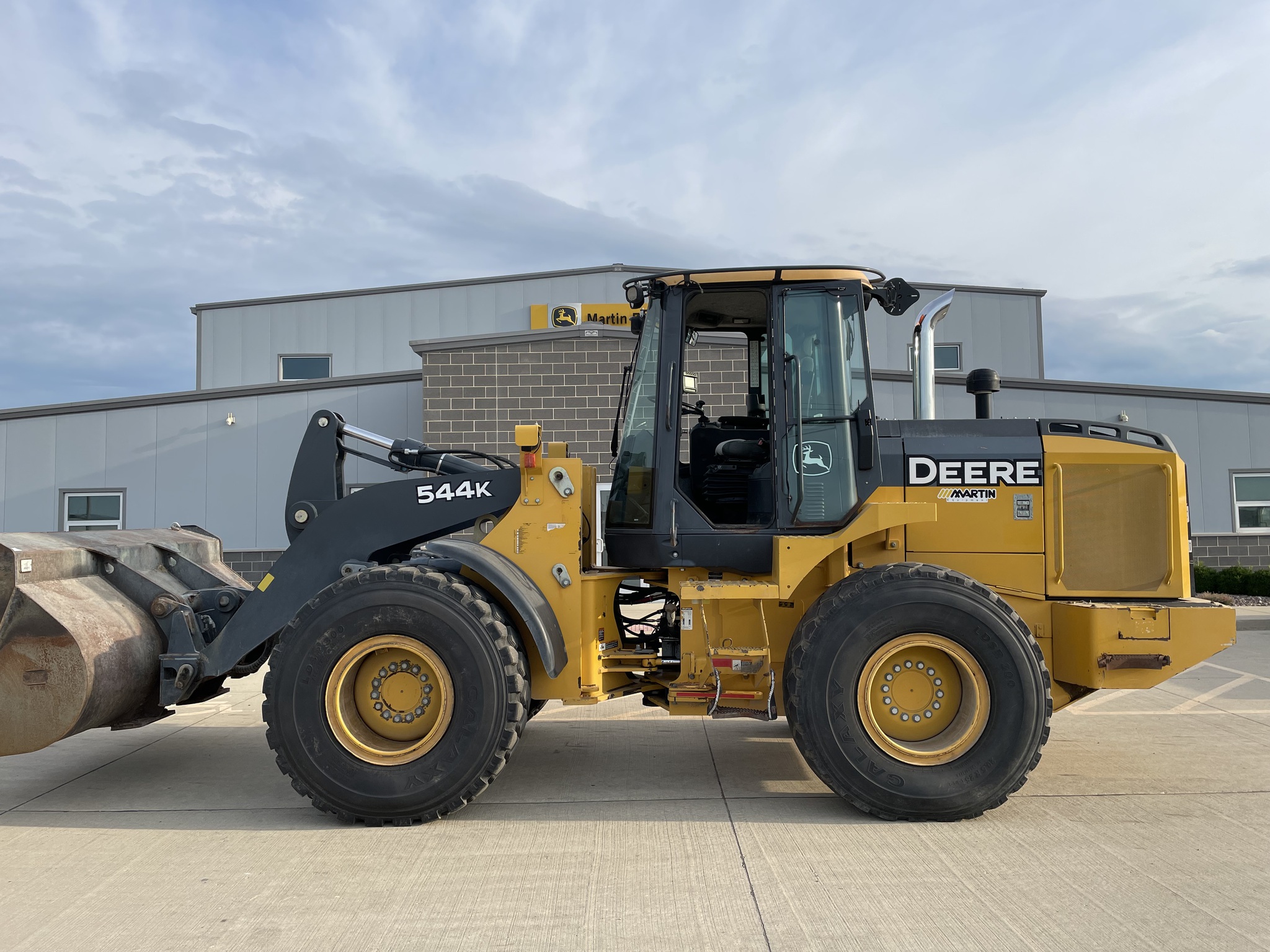 2014 John Deere 544K Image 1