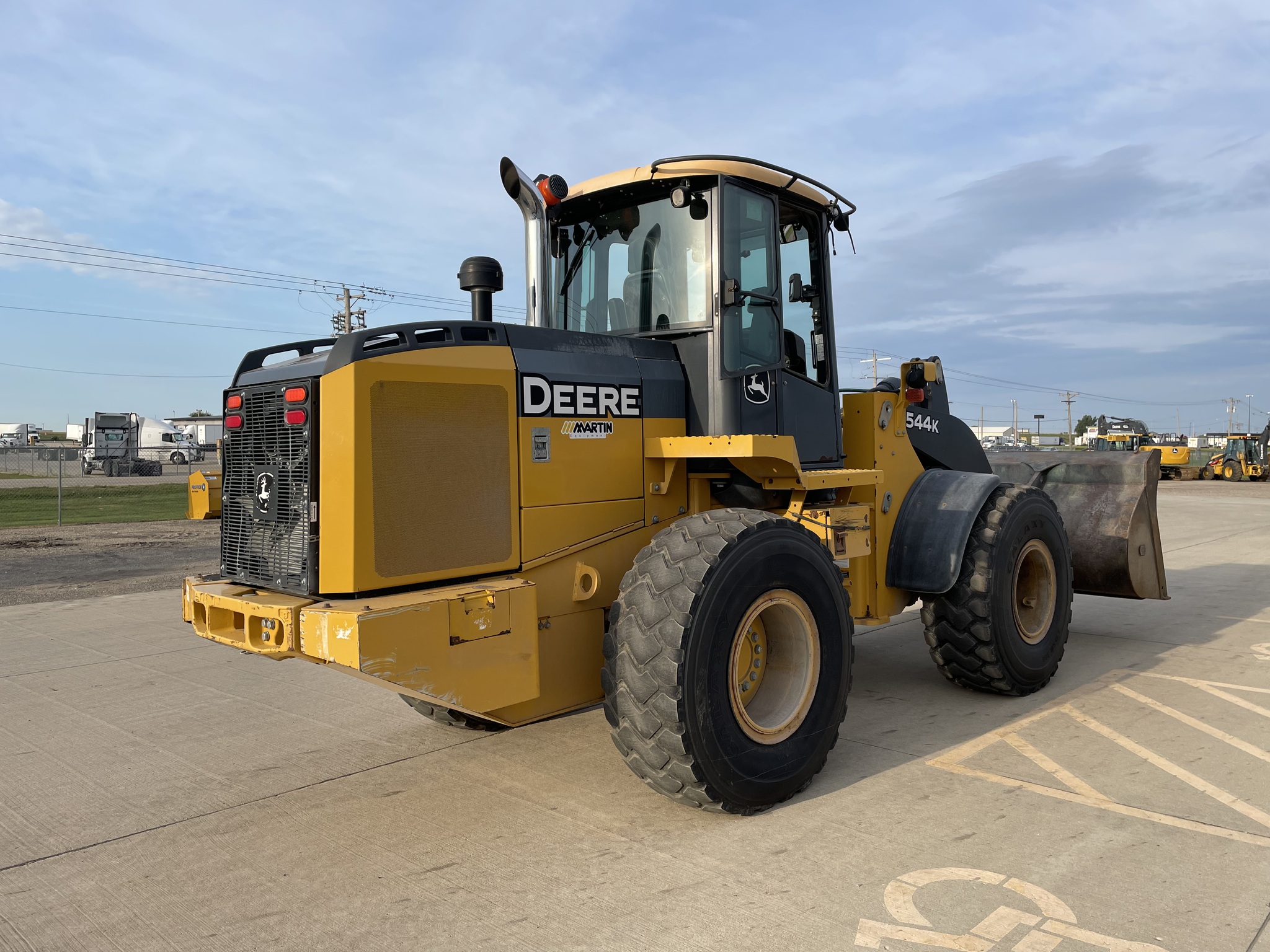 2014 John Deere 544K Image 6