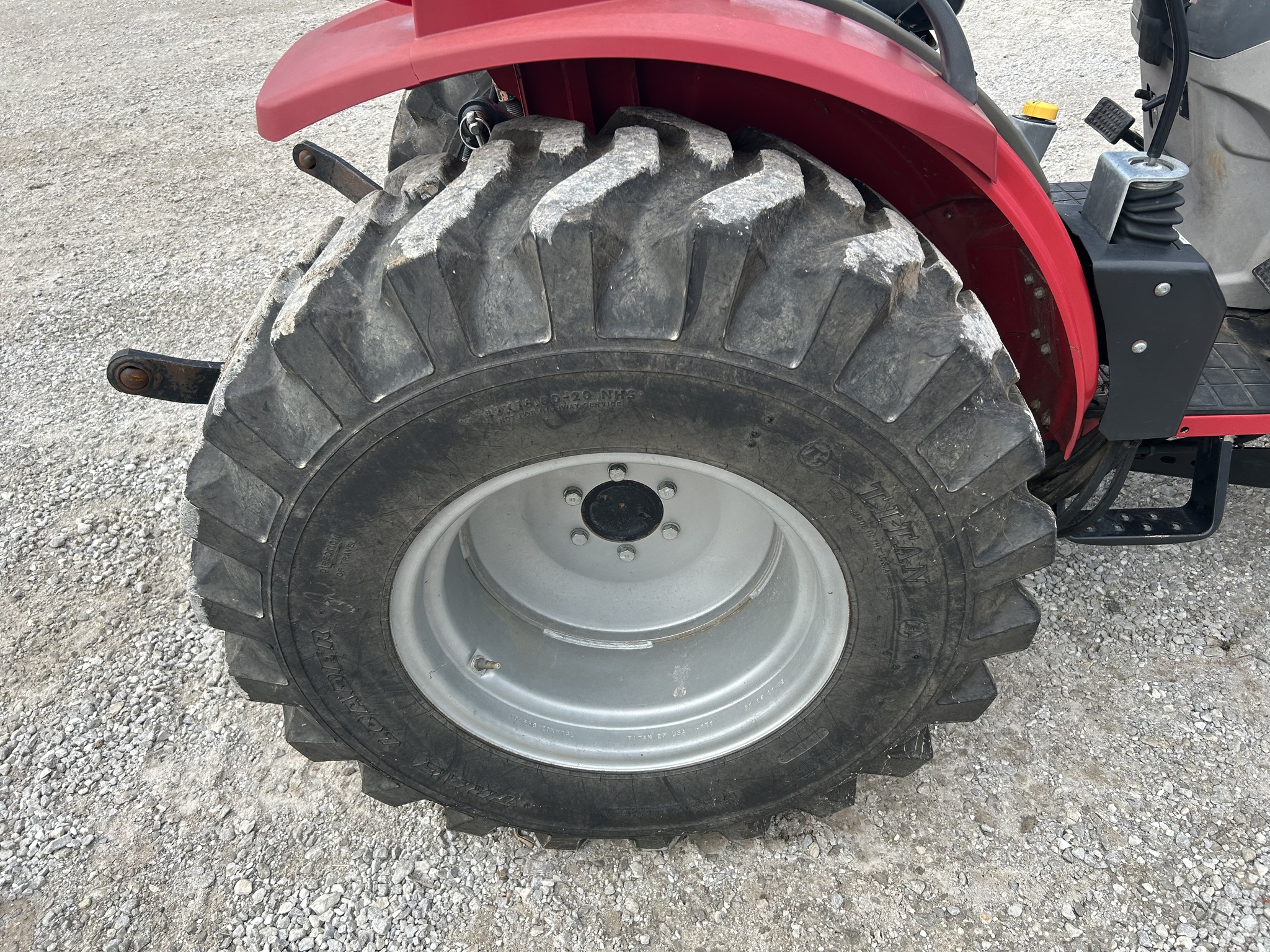 2013 Mahindra 3616 at Heritage Tractor in Joplin, MO