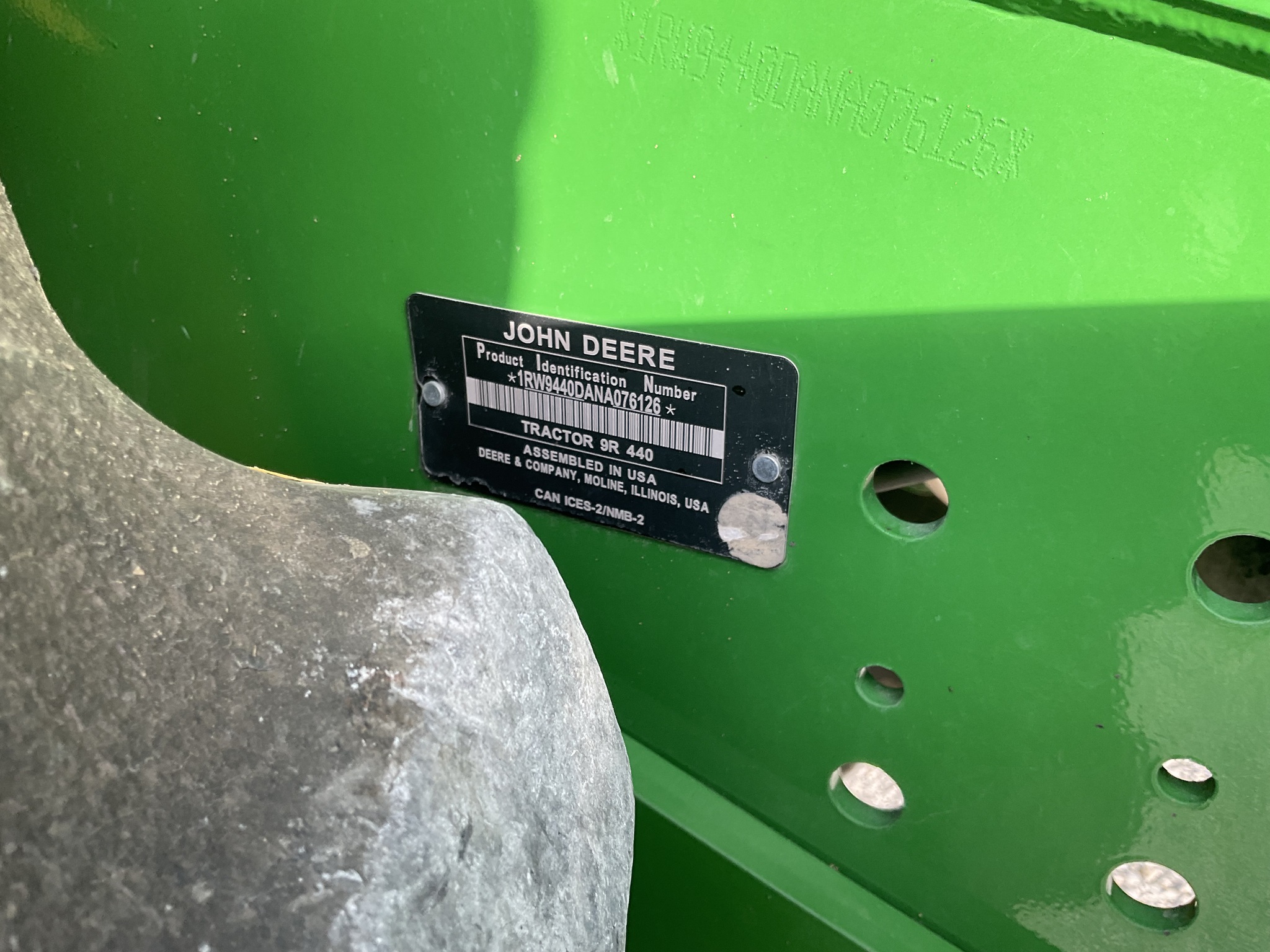 2022 John Deere 9R 440 Image 16