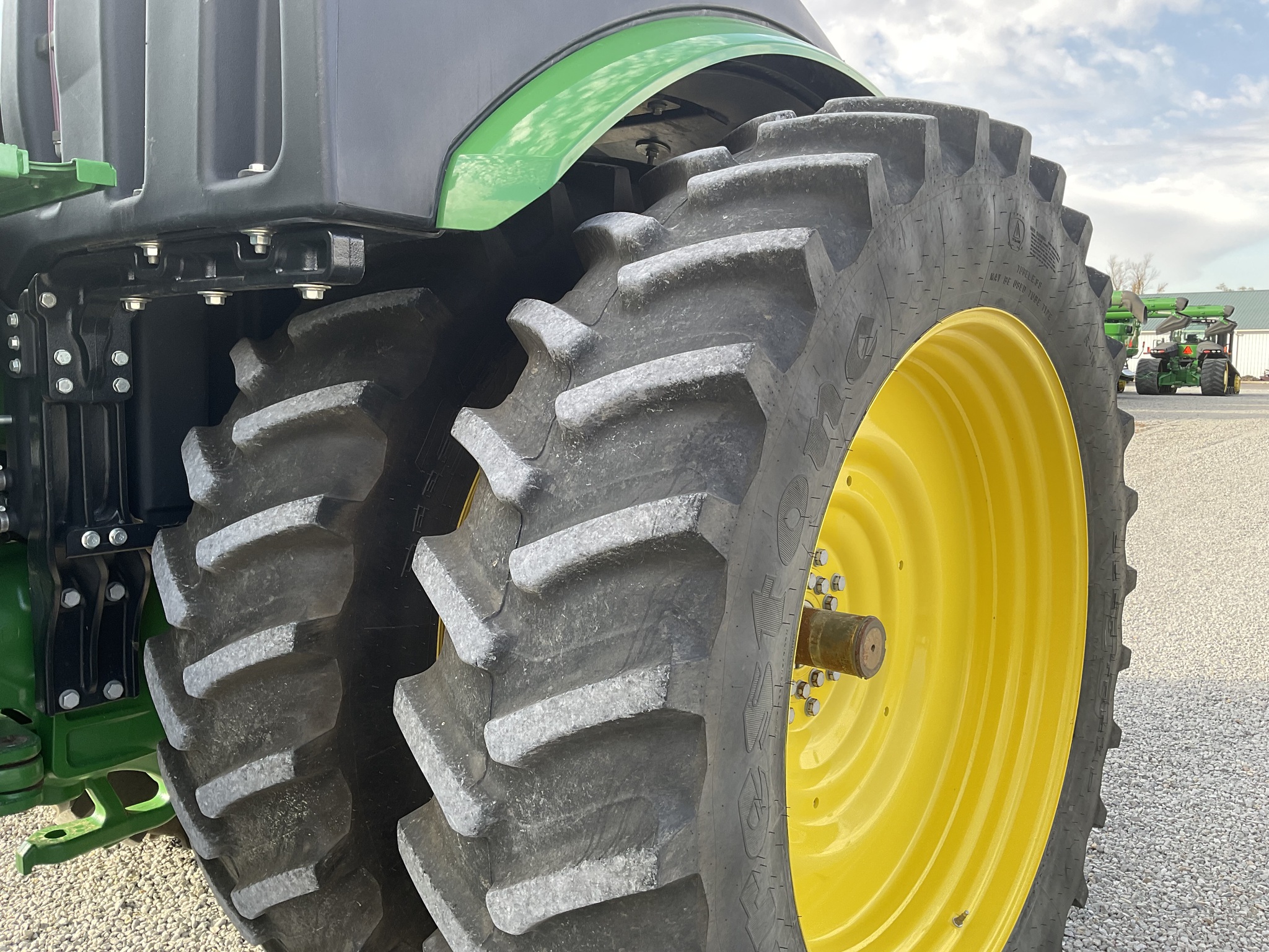 2022 John Deere 9R 440 Image 9