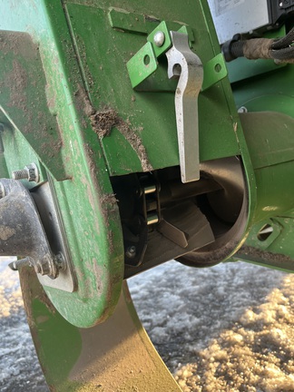 Used 2021 John Deere S780 Combines at Horizon Ag & Turf in Mayerthorpe, AB - Photo13