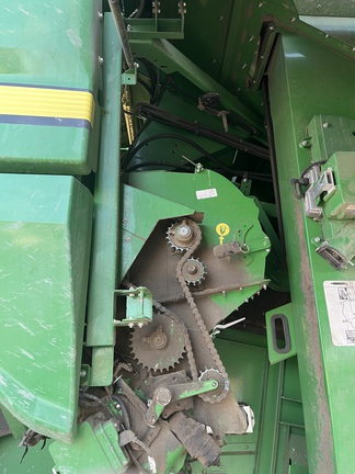 Used 2021 John Deere S780 Combines at Horizon Ag & Turf in Mayerthorpe, AB - Photo16