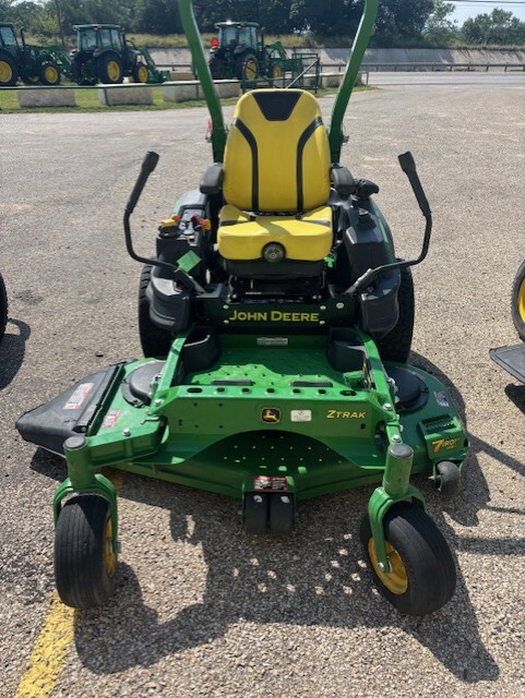 2021 John Deere Z950R Image 1