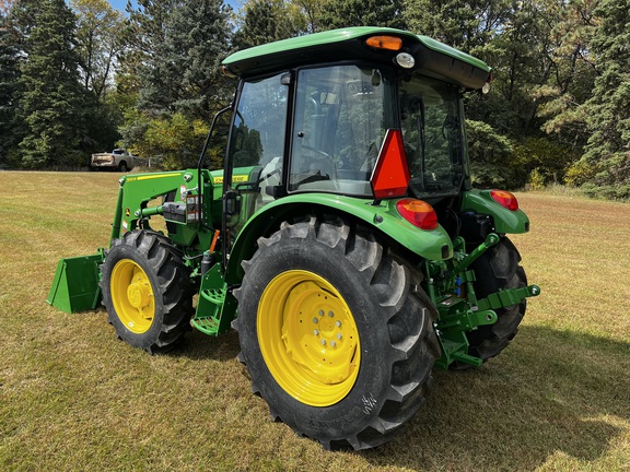 2024 John Deere 5067E - Photo5