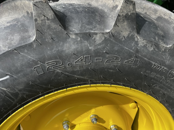2024 John Deere 5067E - Photo9
