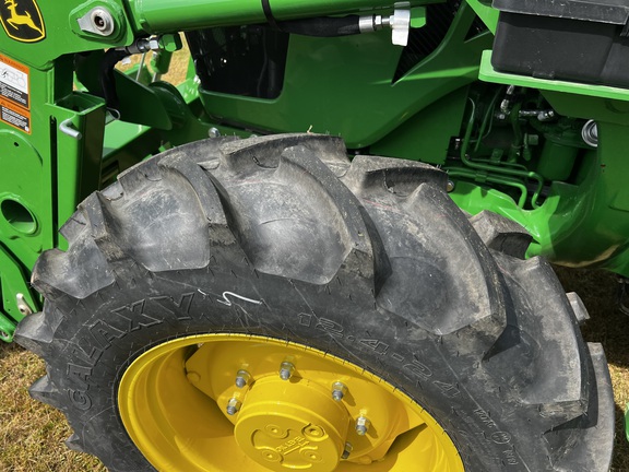 2024 John Deere 5067E - Photo10