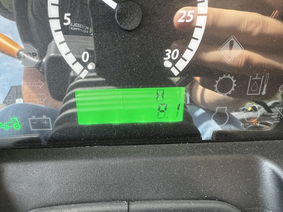 2024 John Deere 5067E - Photo34