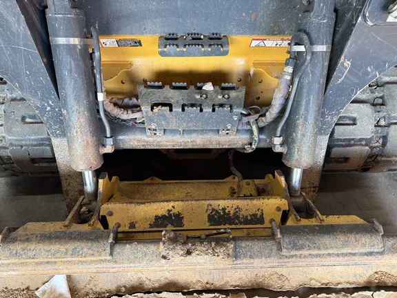 Photo of 2022 John Deere 333G