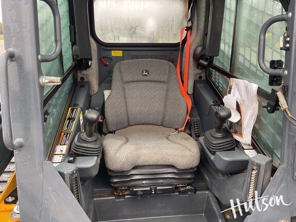 Photo of 2022 John Deere 333G