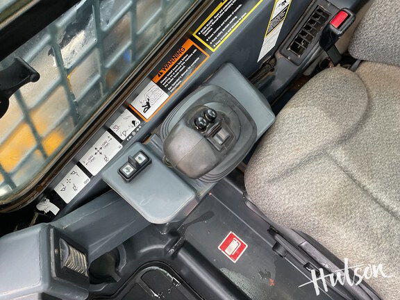 Photo of 2022 John Deere 333G