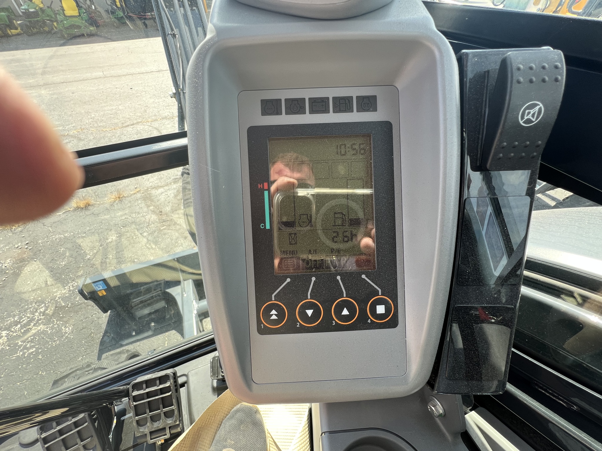2025 John Deere 35 P Image 5