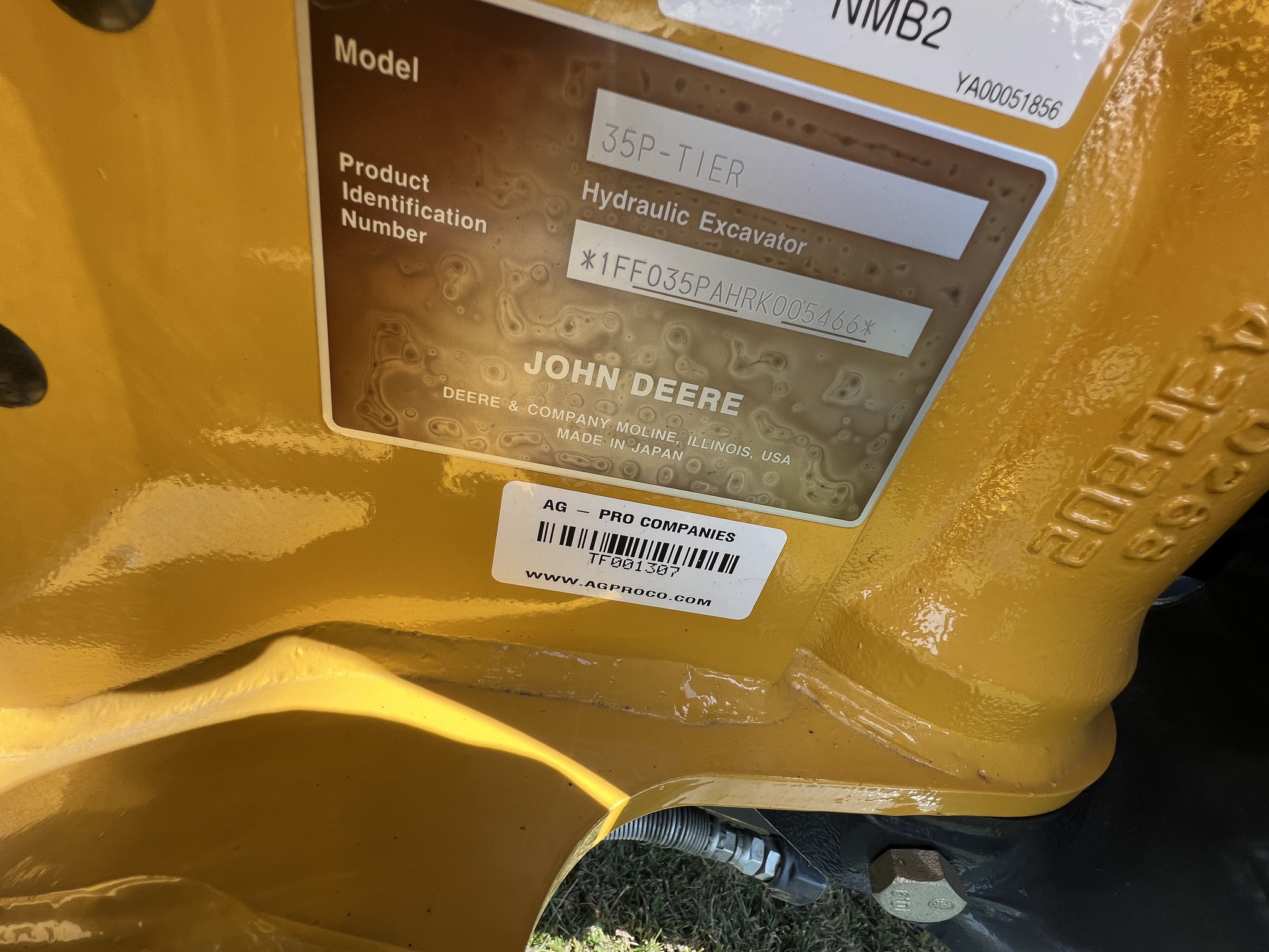 2025 John Deere 35 P Image 8