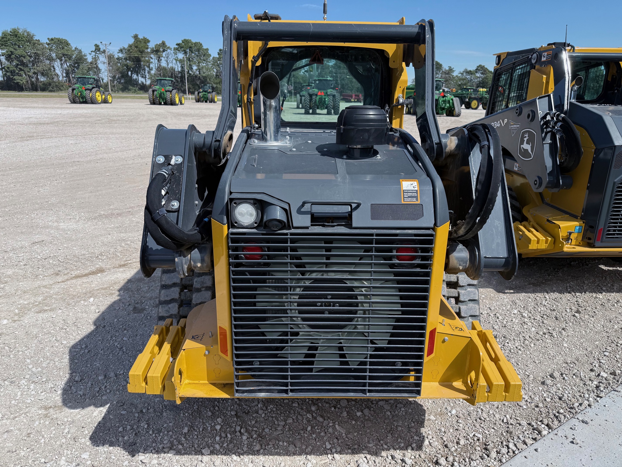2024 John Deere 325G Image 4