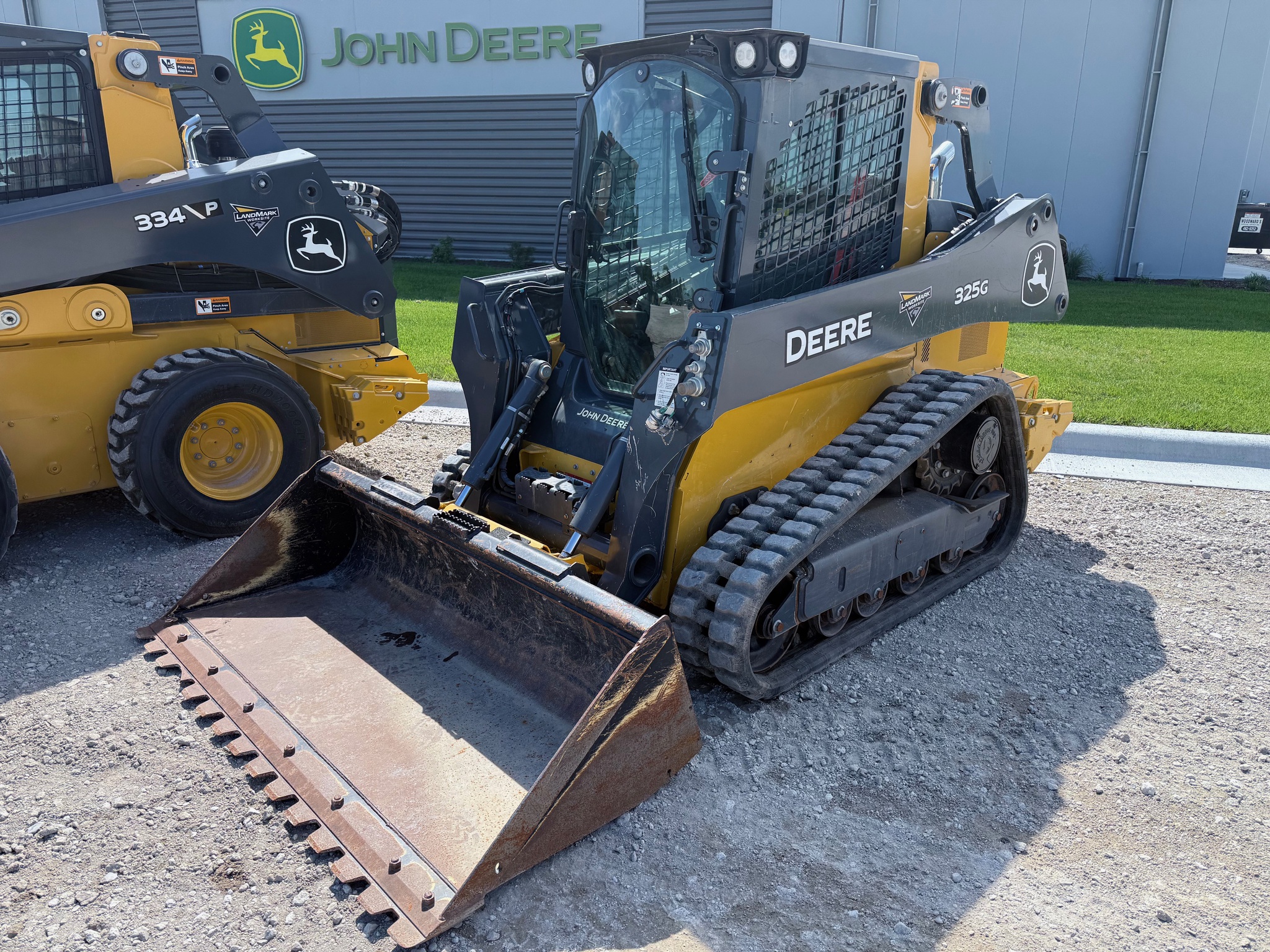 2024 John Deere 325G Image 1