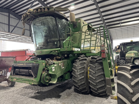 Photo of 2022 John Deere S780