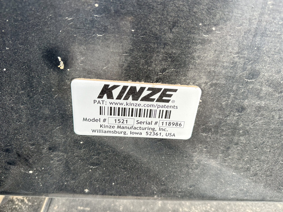 2022 Kinze 1521