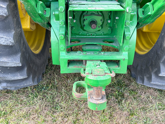 2015 John-Deere 8370R