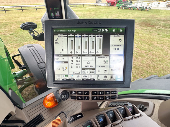 2015 John-Deere 8370R